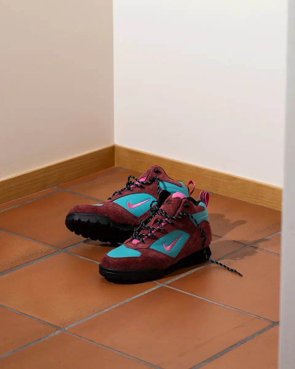 ナイキACG トゥーレ ミッド 265