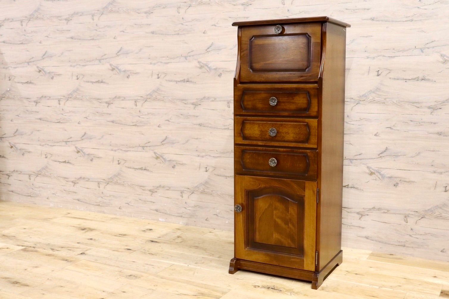 【希少】カリモク コロニアル ドレッサー チェスト ミラー付き 国産家具 カリモク コロニアル ドレッサー チェスト 化粧台 鏡 ミラー 希少品 ※i4※