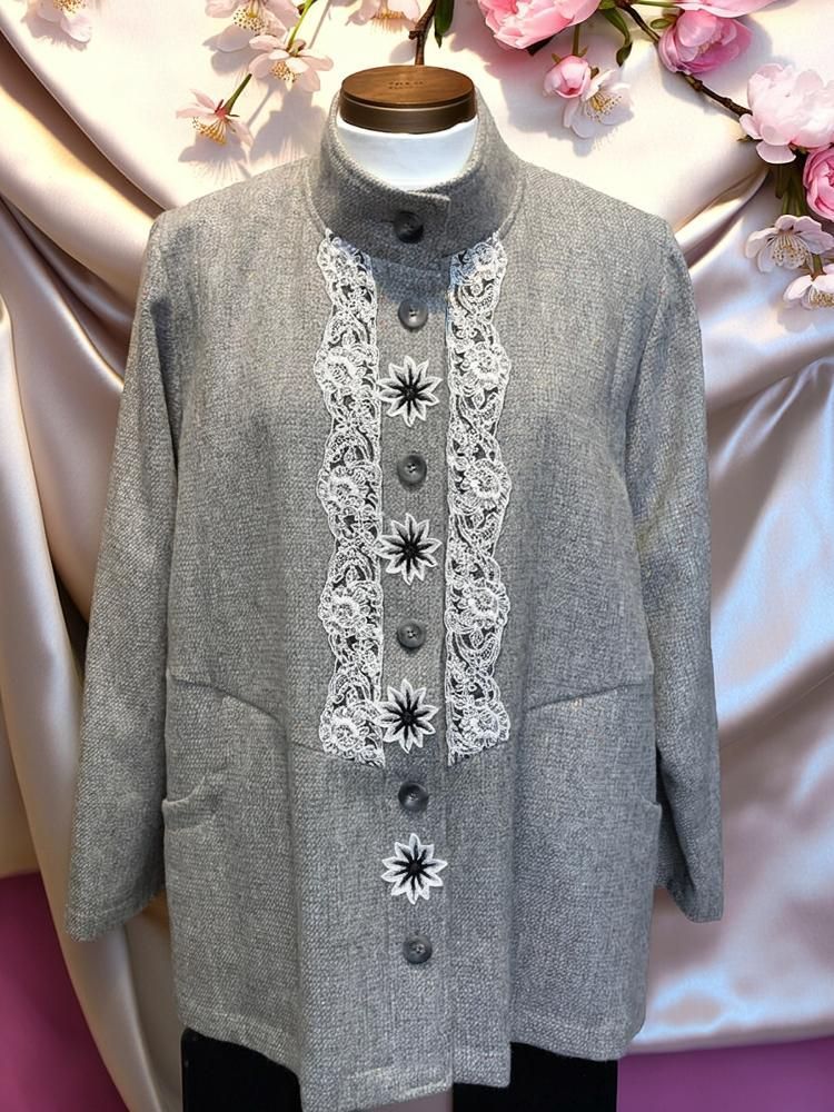 日本製 レディースファッション ミセス やや大きいサイズ ウール 毛 シルク 絹 混 総裏 レース ョートジャケット ツィード素材 秋冬春 ４０代５０代６０代 37 180円の商品 33 800円 両脇にポケットががあります