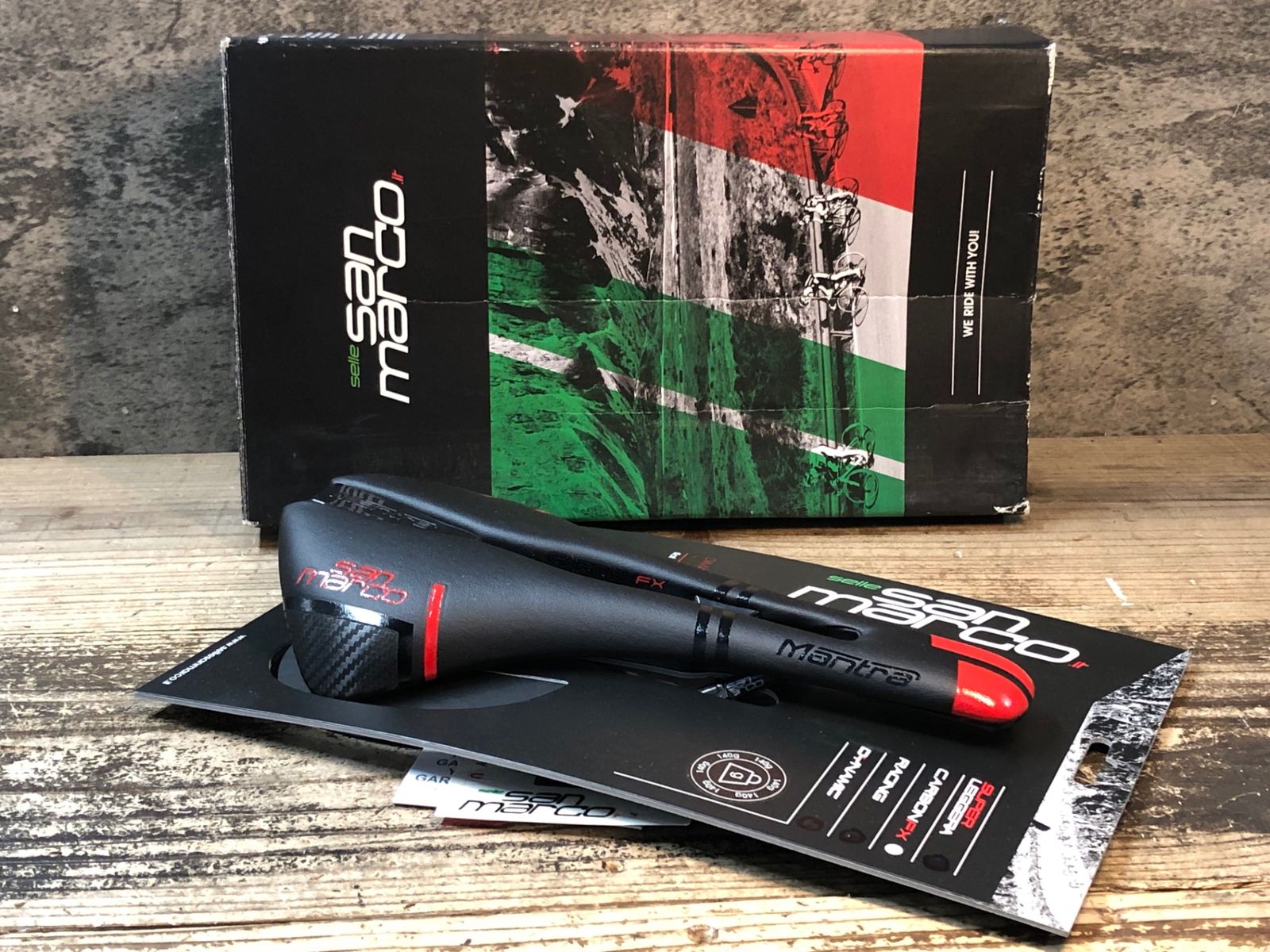 JR 431 サンマルコ san marco マントラ MANTRA CARBON FX サドル 黒 NARROW レール