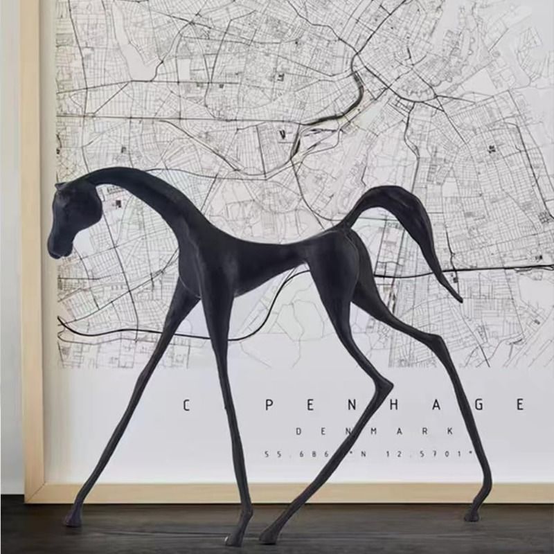 オブジェ 置物 馬 うま ウマ 干支 細い馬 モダン シンプル ユニークデザイン インテリア リビング ダイニング 玄関 寝室 装飾 オーナメント アルミニウム プレゼント ギフト オシャレ 可愛い 癒しグッズ