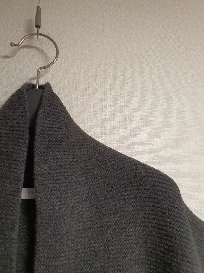 ニットカーディガン