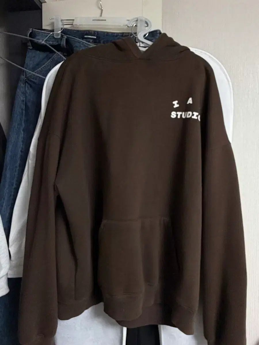 IAB Studio ブラウン フーディー XL