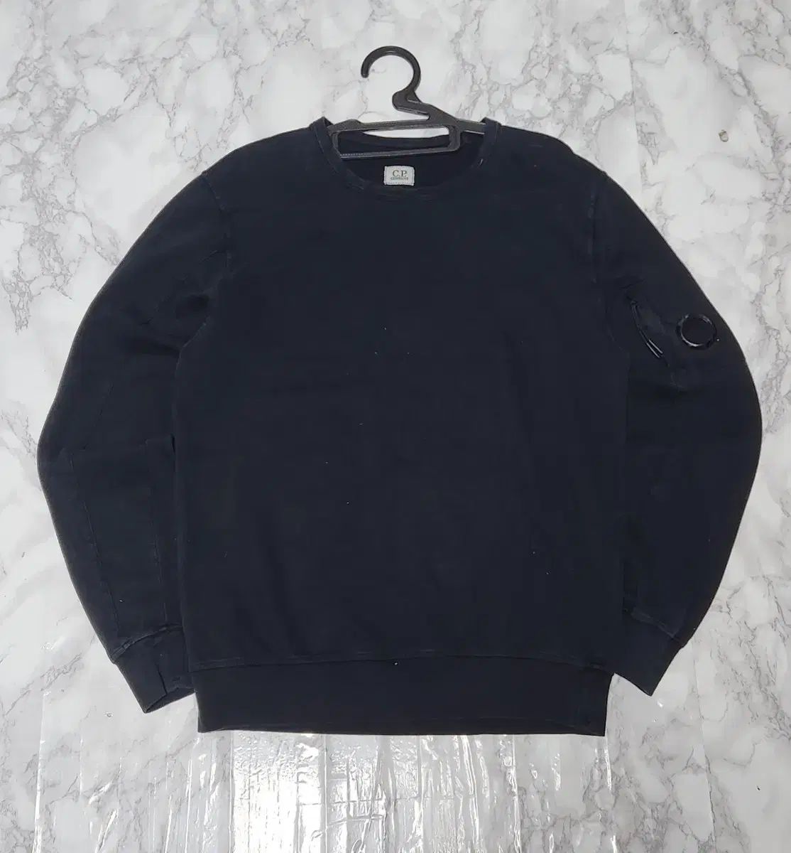 C.P. COMPANY シーピーカンパニー レンズ スウェット