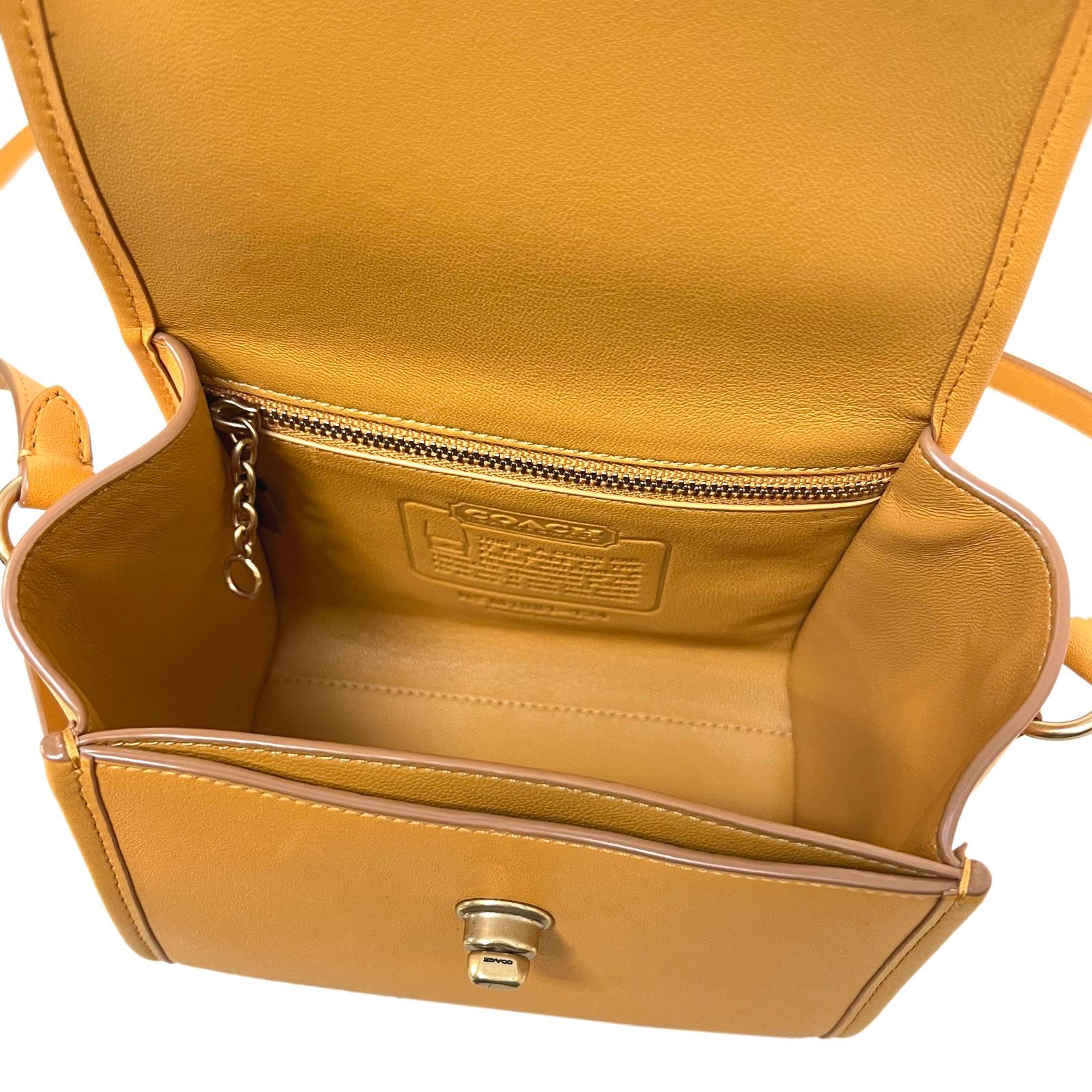 COACH コーチ バッグ ランチボックス イエロー LIMITED EDITION