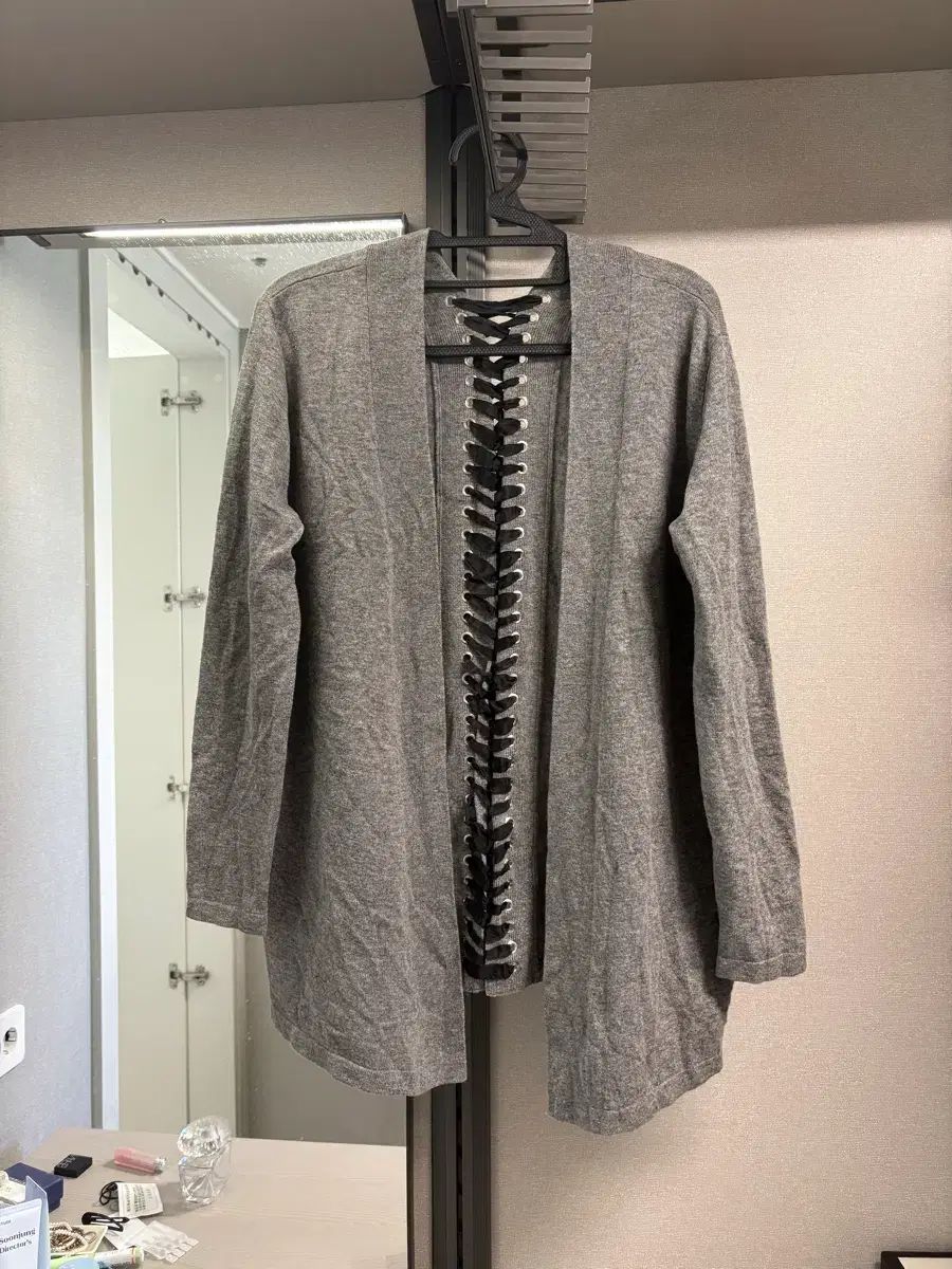 サンドロ ウール|カシミア レースアップ オープンタイプ カーディガン