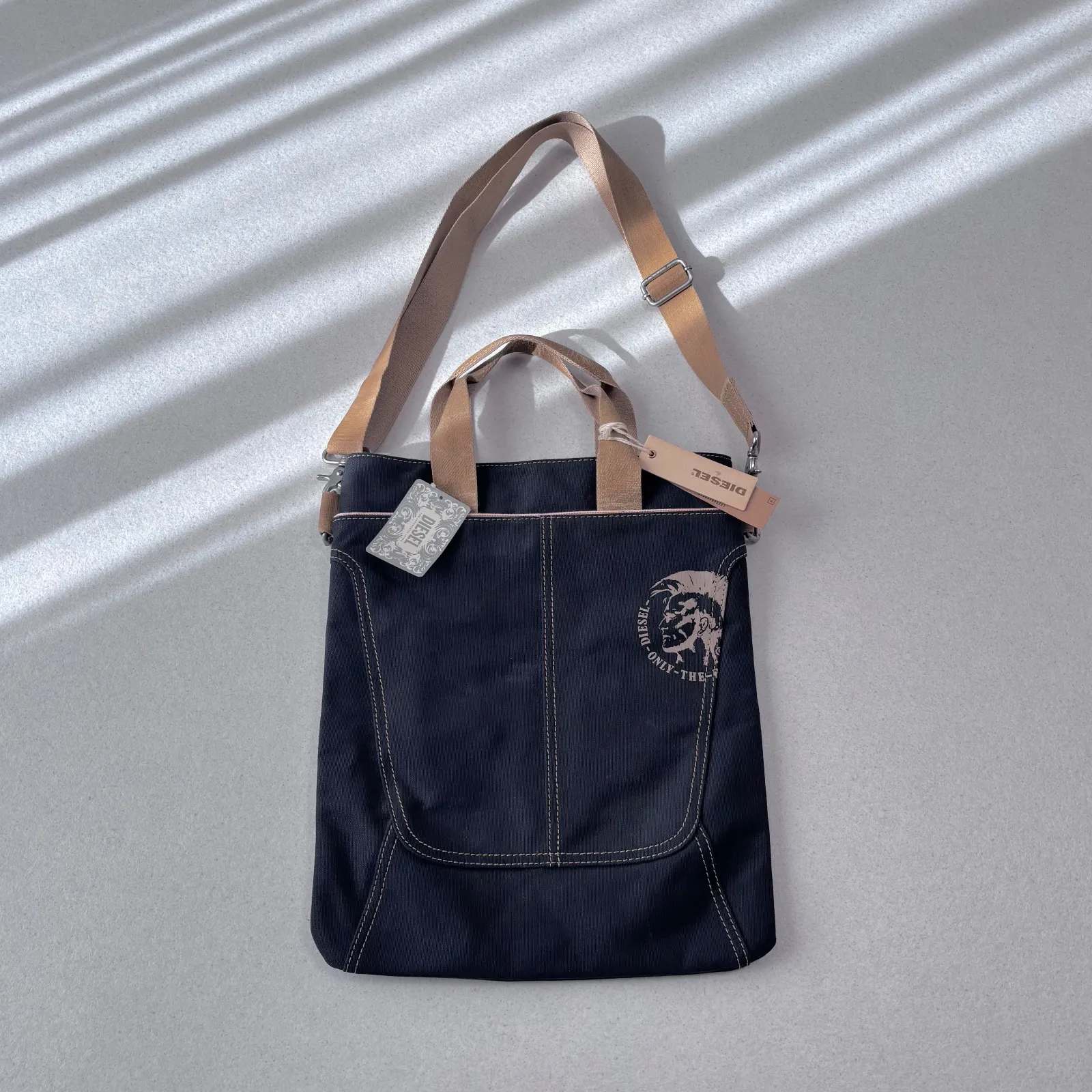 2026年デザイン】DIESEL キャンバス ショルダーバッグ トート 