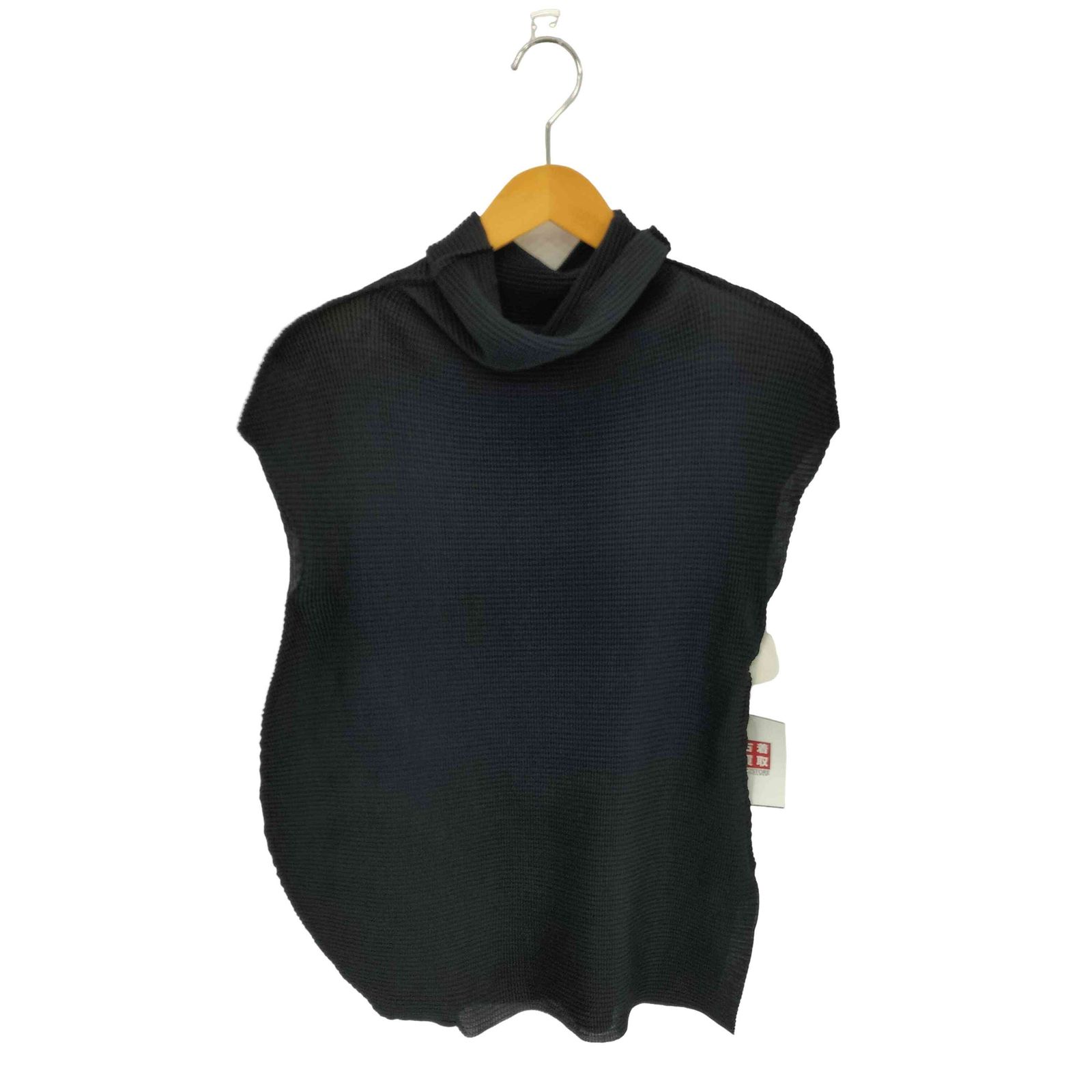 イッセイミヤケ ISSEY MIYAKE スリーブレスハイネックトップス レディース 表記無