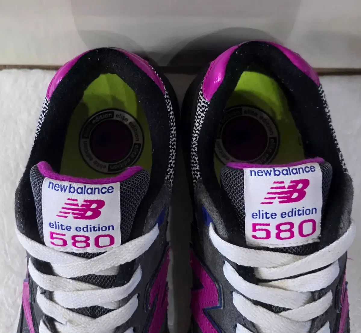 DARK ホットピンク