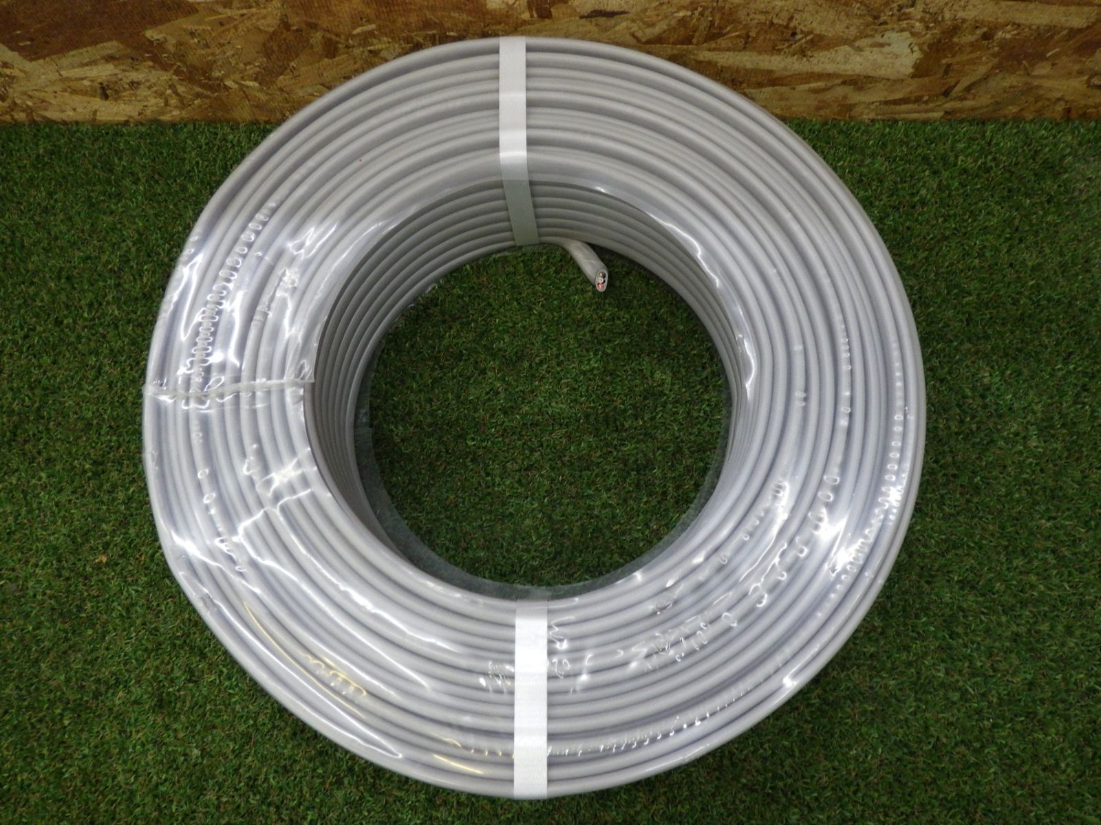 矢崎 YAZAKI VVFケーブル 3x2.0mm 100m 赤白黒 25年9月製造 3芯 3c