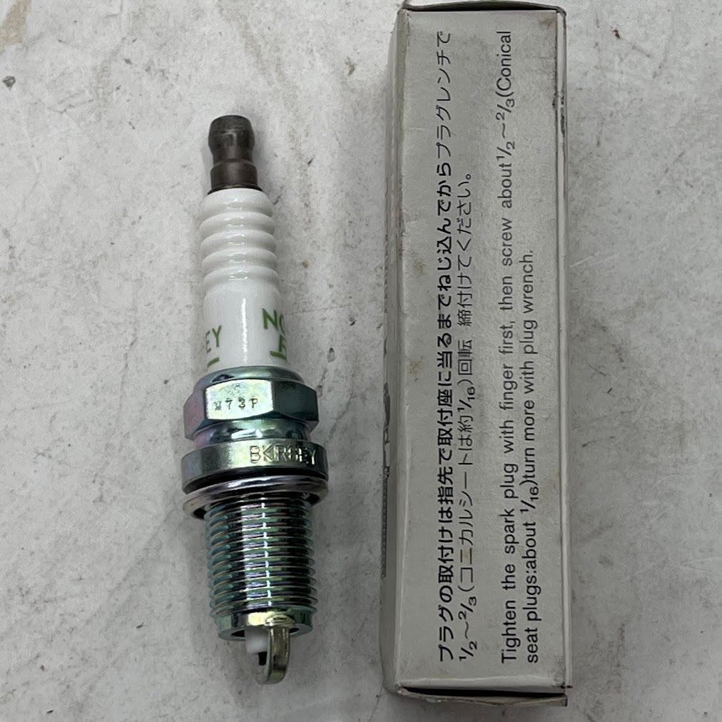 【未使用】6個セットNISSAN(ニッサン)日産純正部品スパーク プラグ 22401-53J06 未使用】6個セットNISSAN(ニッサン)日産純正部品スパーク プラグ 22401