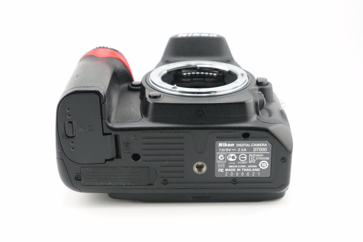 ★極上美品★ ニコンD7000 ボディ/レンズキッド★バッテリー、充電器付★ ☆美品☆ニコン NIKON D7000 ボディ 充電器付☆ W0112＃4157 - メルカリ
