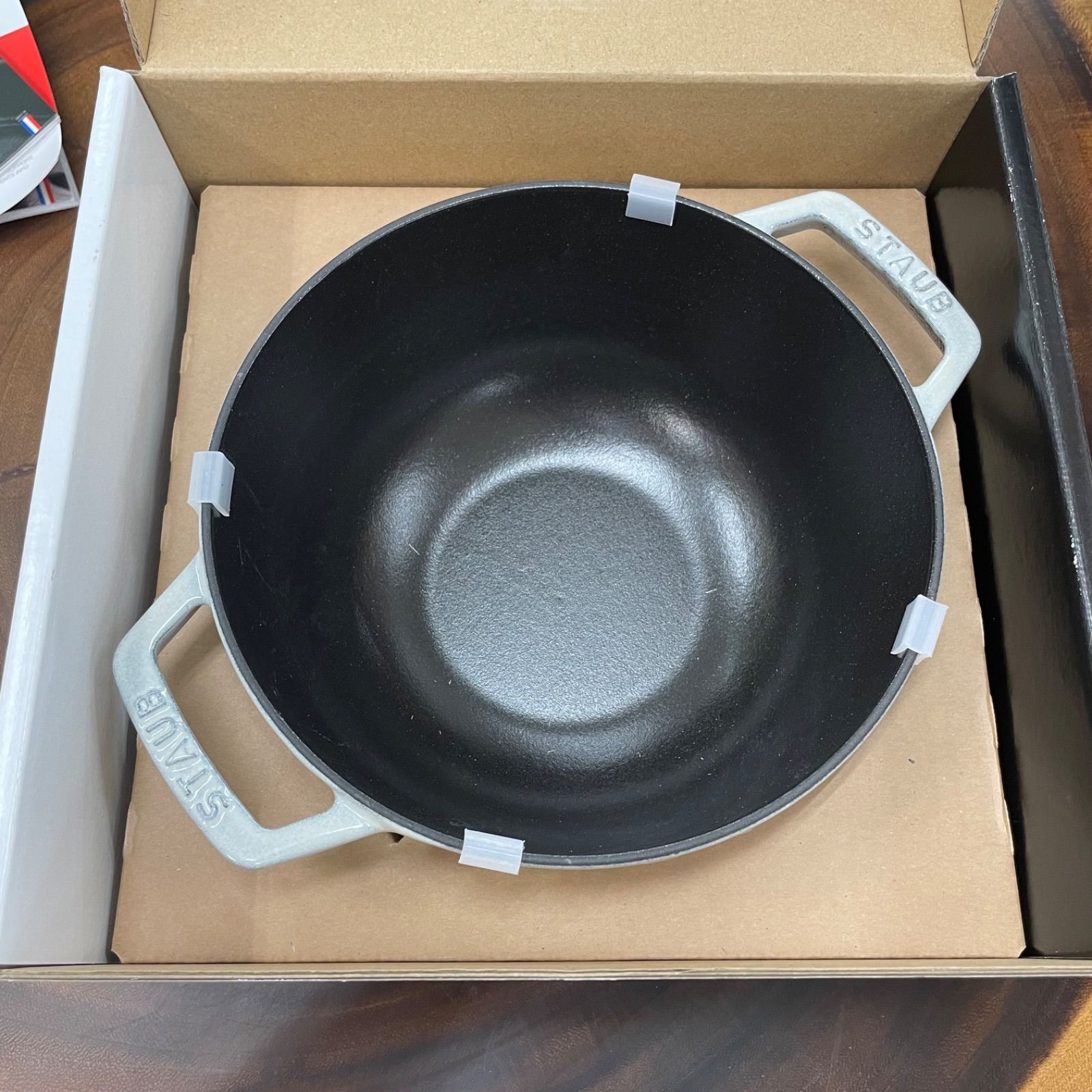 未使用品】 ストウブ STAUB ワナベ L wa-nabe カンパーニュ 20cm 40501