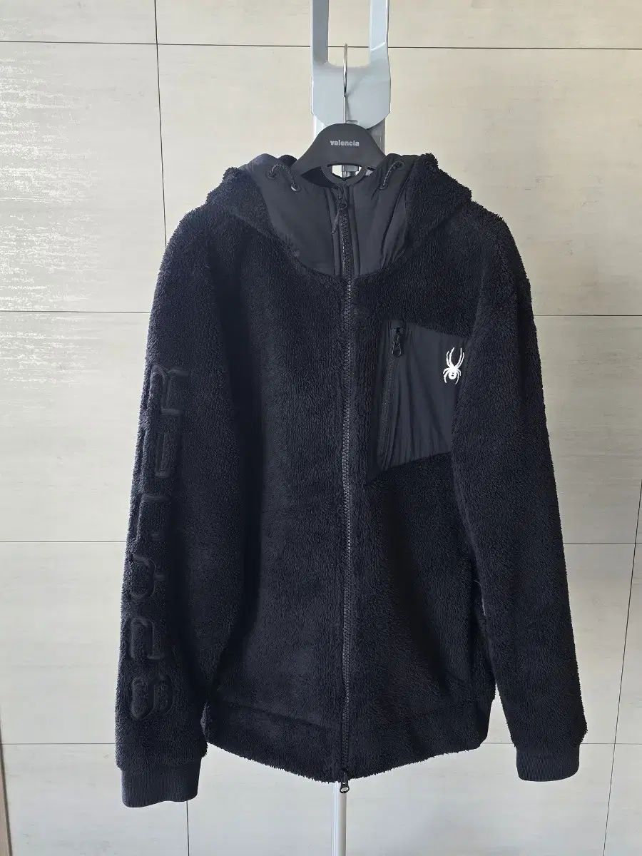 スパイダー ブラック フード ジップアップ M 95