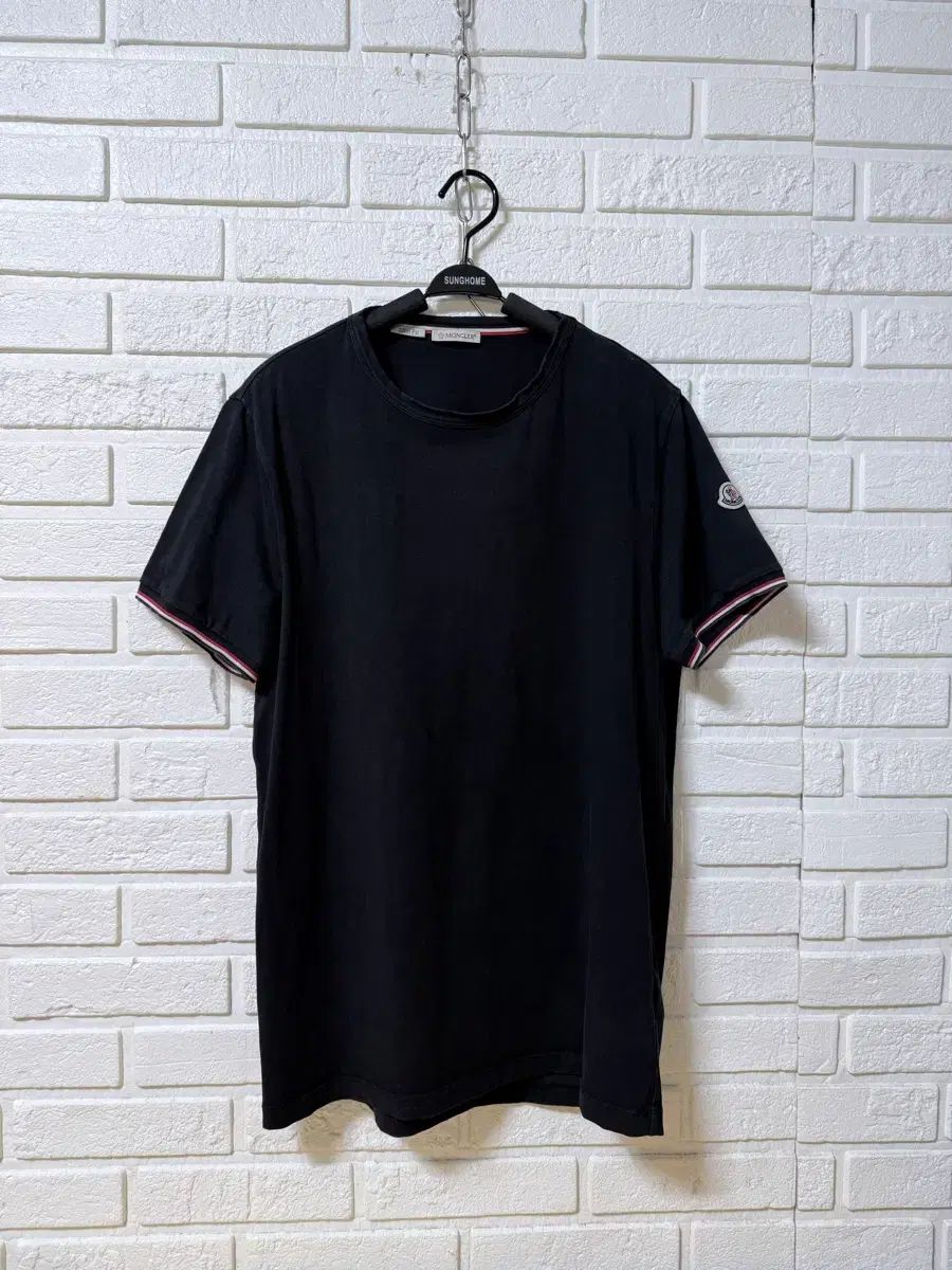 モンクレール ラウンド 半袖Tシャツ