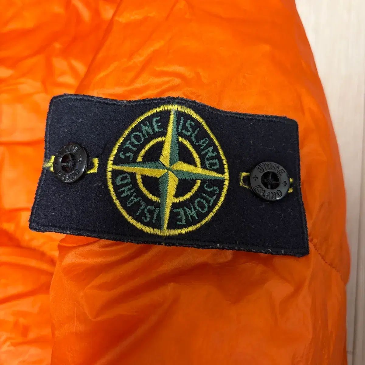 STONE ISLAND 30周年ガーメントダウン アクセント服 ダウンジャケット 