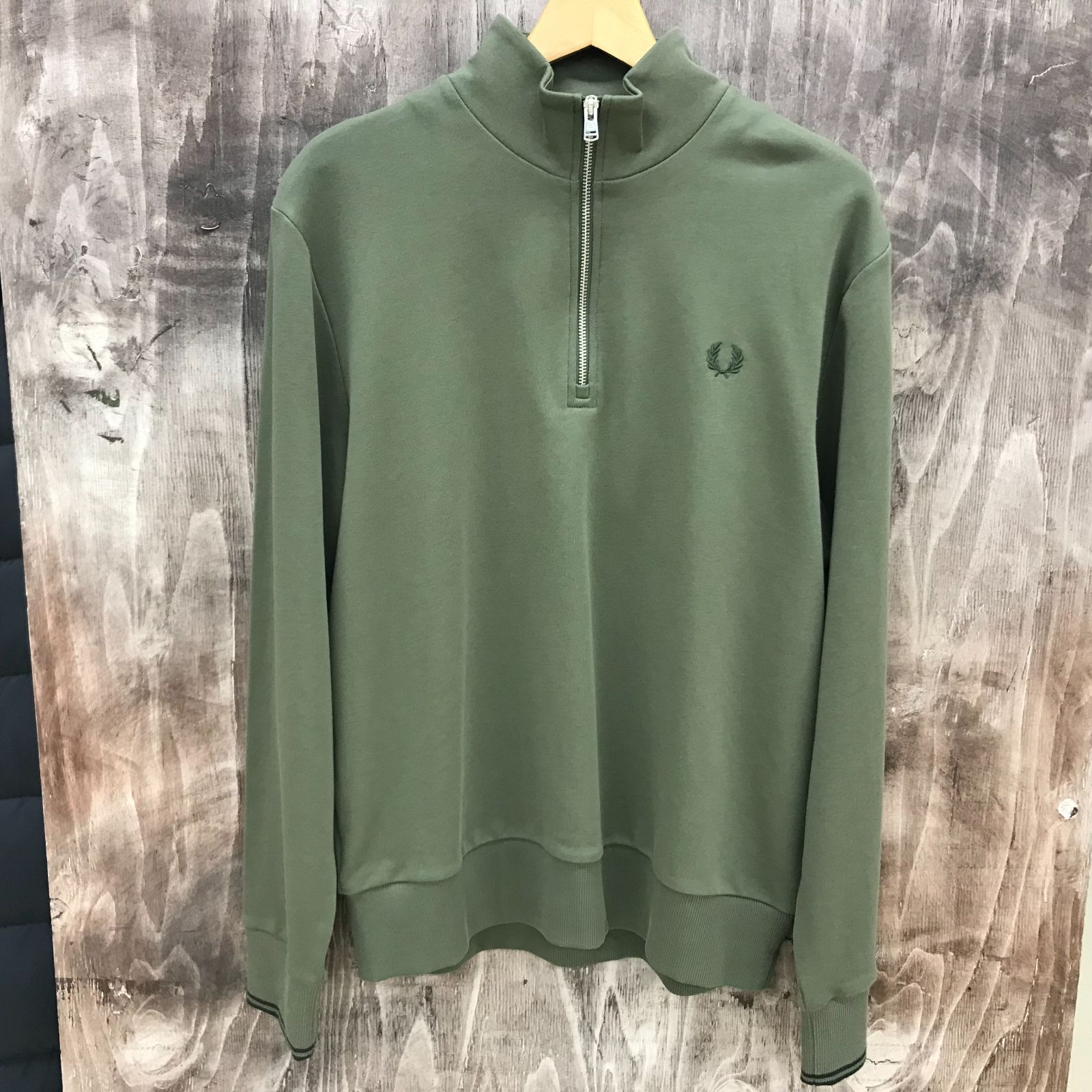 FRED PERRY フレッドペリー ハーフジップ スウェット トレーナー ロゴ