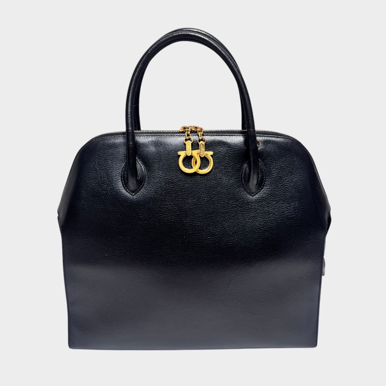 サルヴァトーレフェラガモ　ガンチーニ　レザー　ハンドバッグ　ブラック　ゴールド 楽天市場】【5%OFFクーポン】 フェラガモ 2WAYバッグ ガンチーニ