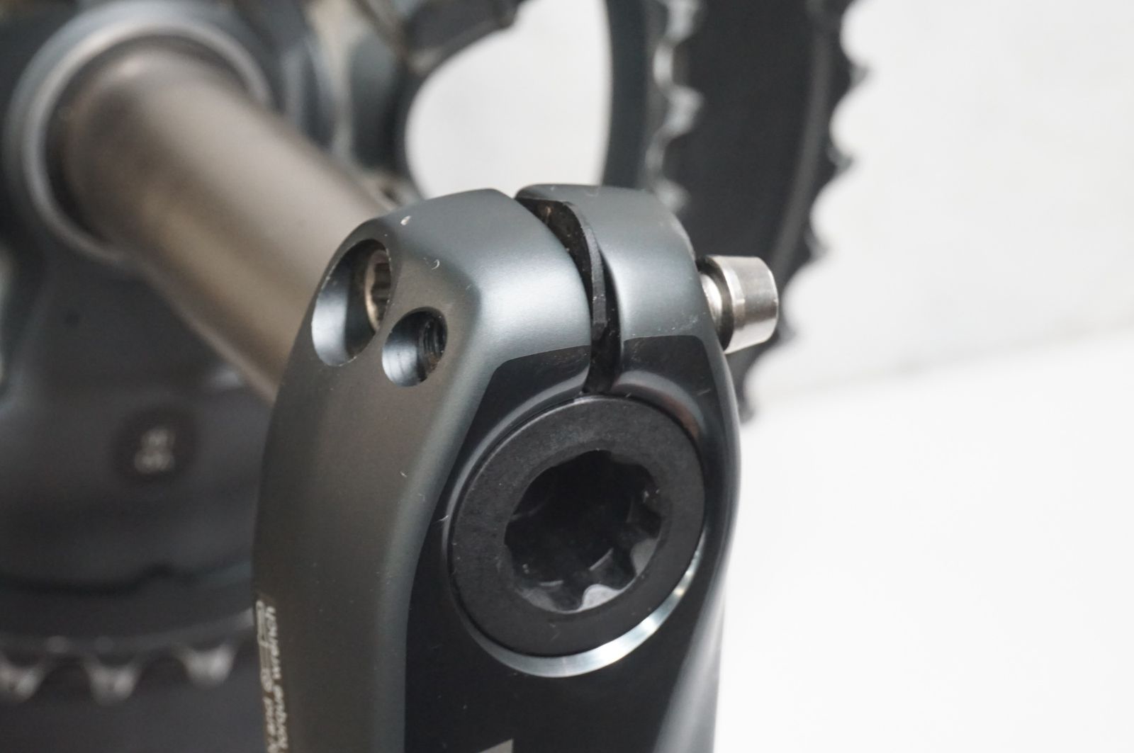 SHIMANO ULTEGRA クランクセット FCー6750 170mm SHIMANO 「シマノ」 ULTEGRA FC-6800 50-34T 170mm 675g クランク