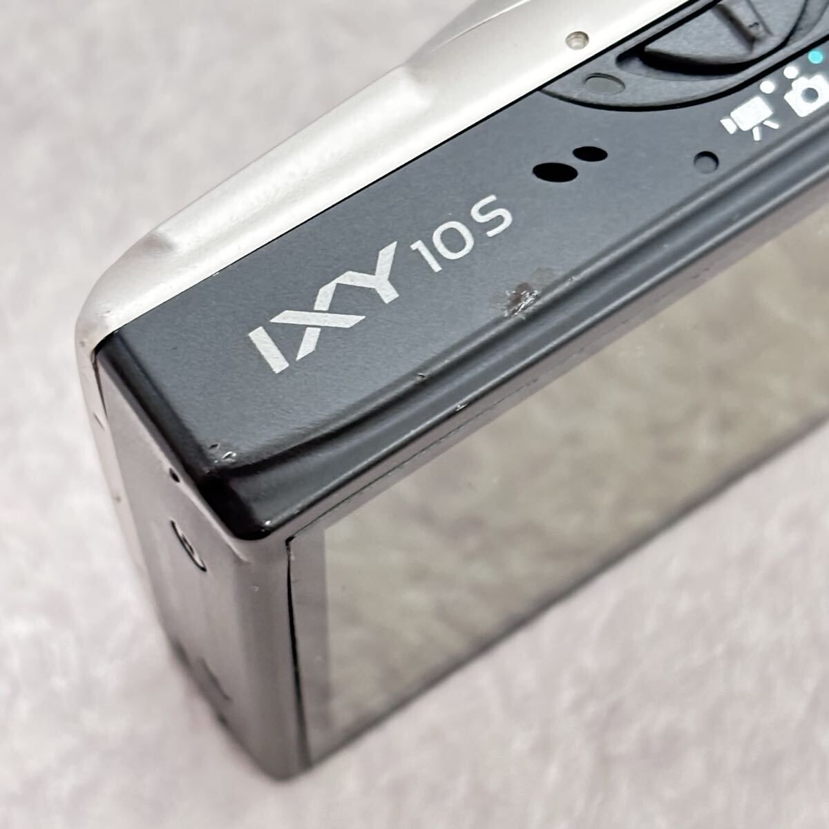□ イクシー IXY10S PC1467 デジタルカメラ Canon キャノン シルバー 
