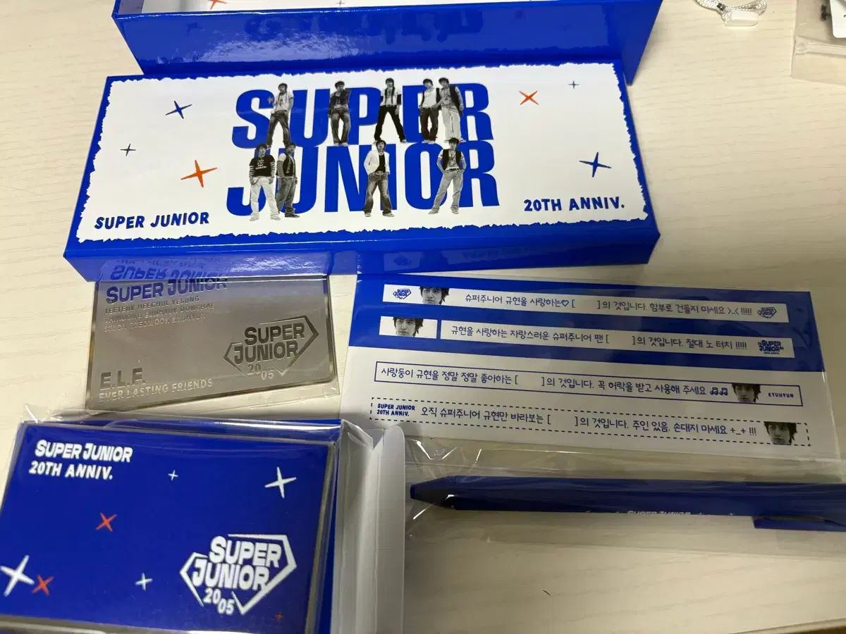 SUPER JUNIOR 20周年 展示会 公式グッズ キュヒョン セット① SUPER JUNIOR 20周年 展示会 公式グッズ キュヒョン セット① NEWS