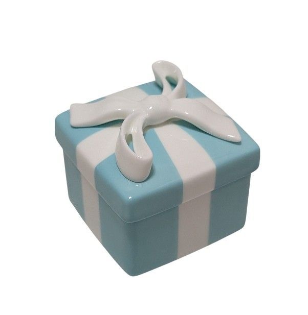 未使用 ティファニー 小物入れ 陶器 リボン TIFFANY プレゼント