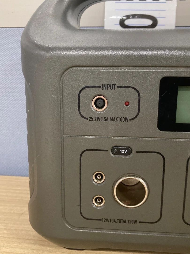 Smart Tap ポータブル電源 008601 C JPN 300 W 本体のみ 新生活 一人暮らし ファミリー 実用 省スペース 家庭用 便利 安心 日常使い 快適 使いやすい 高耐久 信頼 長く使える 毎日活躍