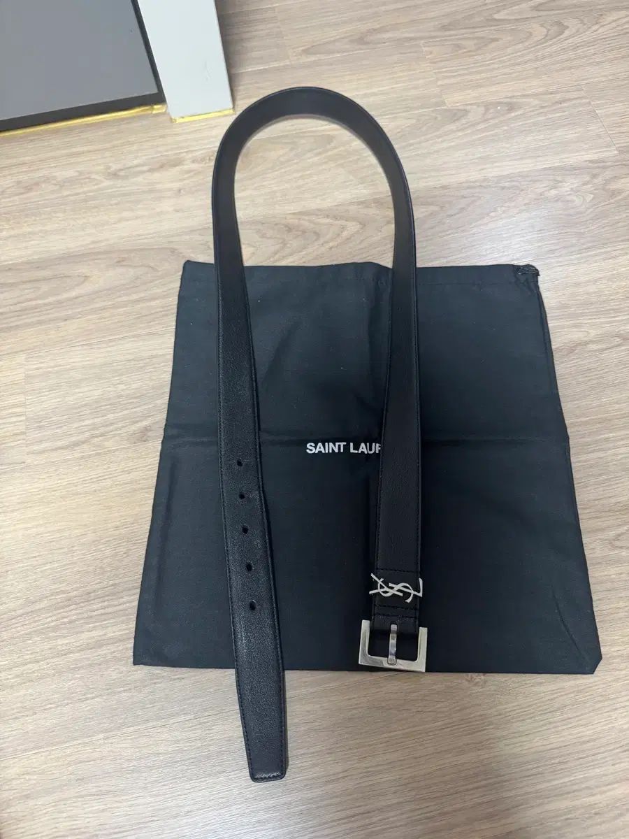Saint Laurent サンローラン モノグラム ベルト 3 cm 634440
