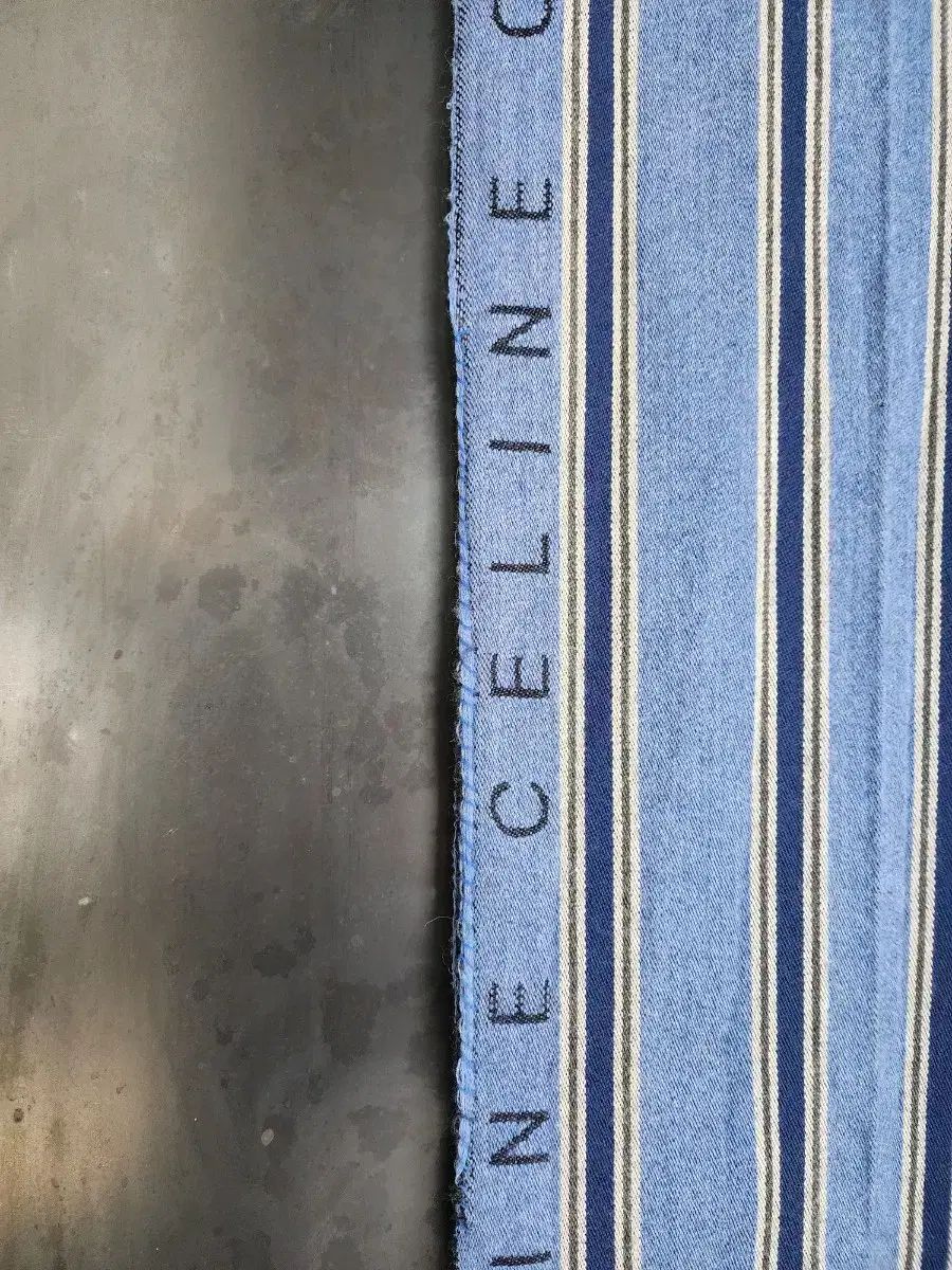 イタリア製 セリーヌ