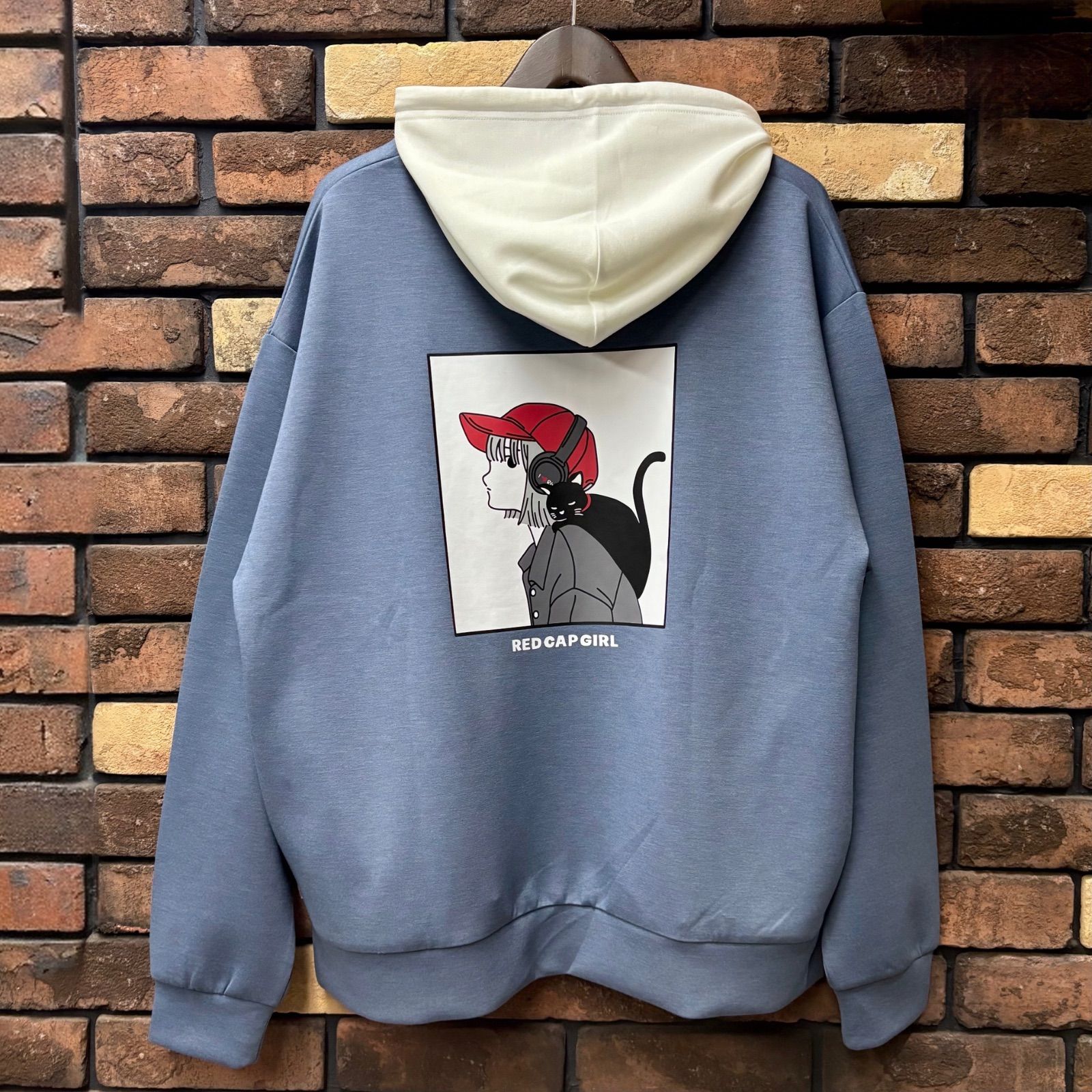 RED CAP GIRL ダンボールバックプリントプルパーカー レッドキャップガール 長袖 スウェット ルーズサイズ 刺繍 プリント 猫 ネコ ユニセックス 男女兼用 メンズ レディース ペアルック RE26SP05 ブルー 新品未使用 送料込み