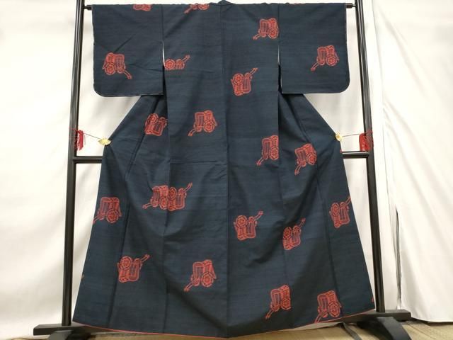 平和屋着物□上質な紬 御所車文 正絹 逸品 AABE8401st - メルカリ