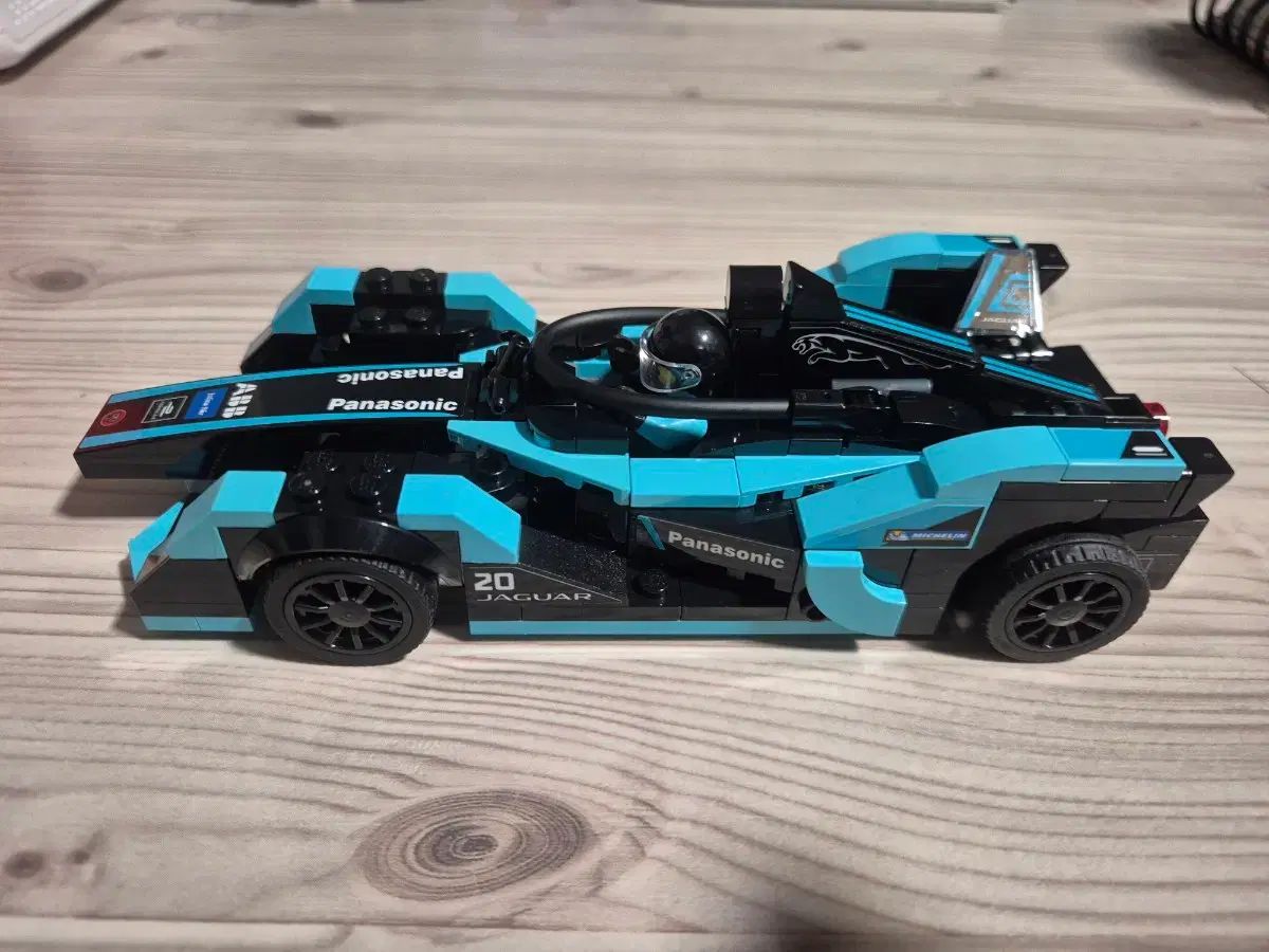 LEGO 76898 スピードチャンピオン ジャガー 出品 Jaguar Formula E 