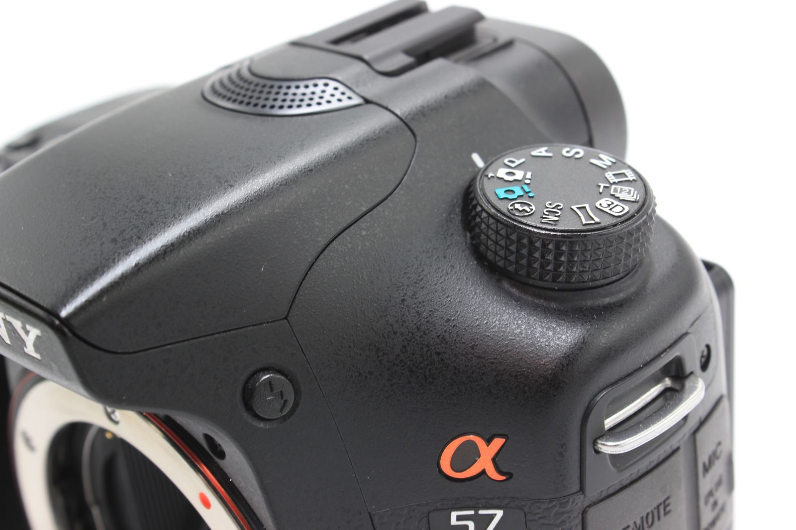 23000ショット！SONY(ソニー） α57 ダブルズームレンズキット DT 18