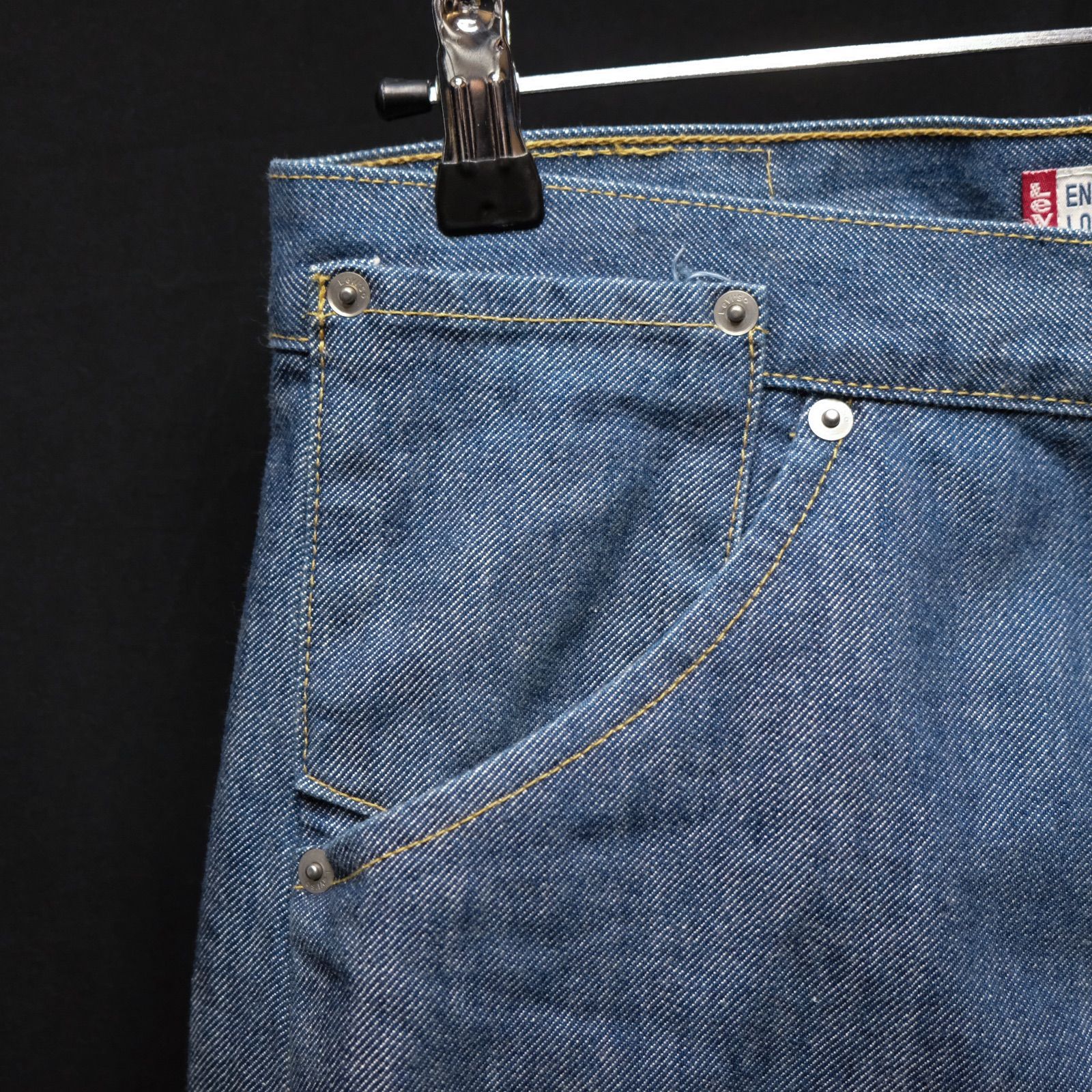 00's Levi's ENGINEERED JEANS LOOSE 立体裁断デニム W30 00002-0835