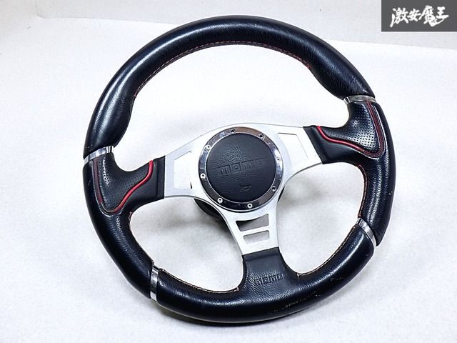 momo ミレニアム エボ 35パイ 正規品 程度良好 レザーステアリング momo ミレニアム エボ 35パイ 正規品 程度良好 レザーステア
