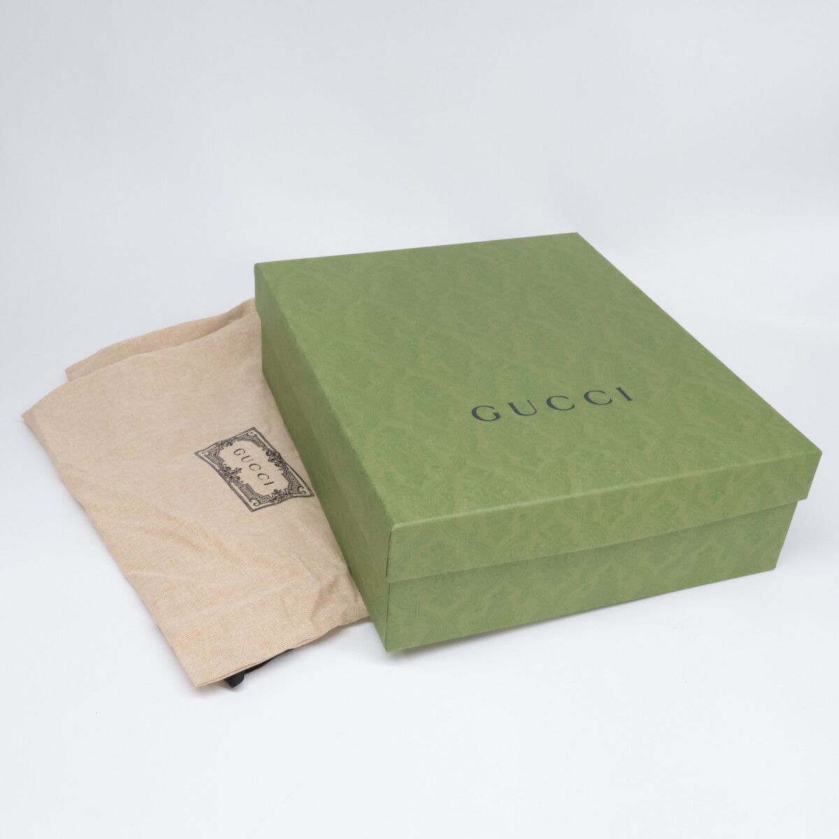 GUCCI グッチ