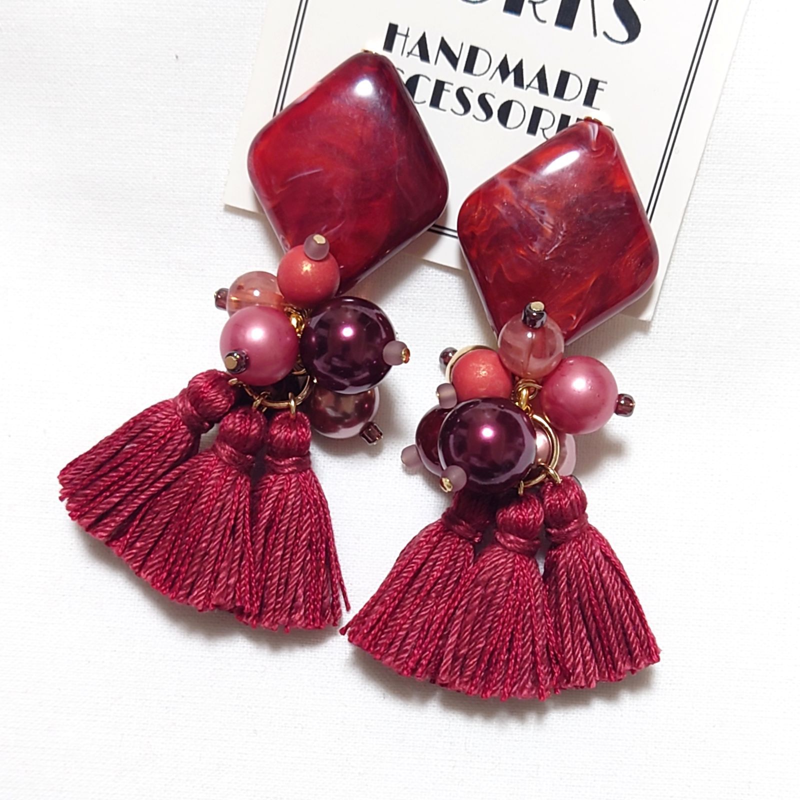 A433】タッセル ピアス ボルドー ワインレッド 大ぶり【イヤリングへ