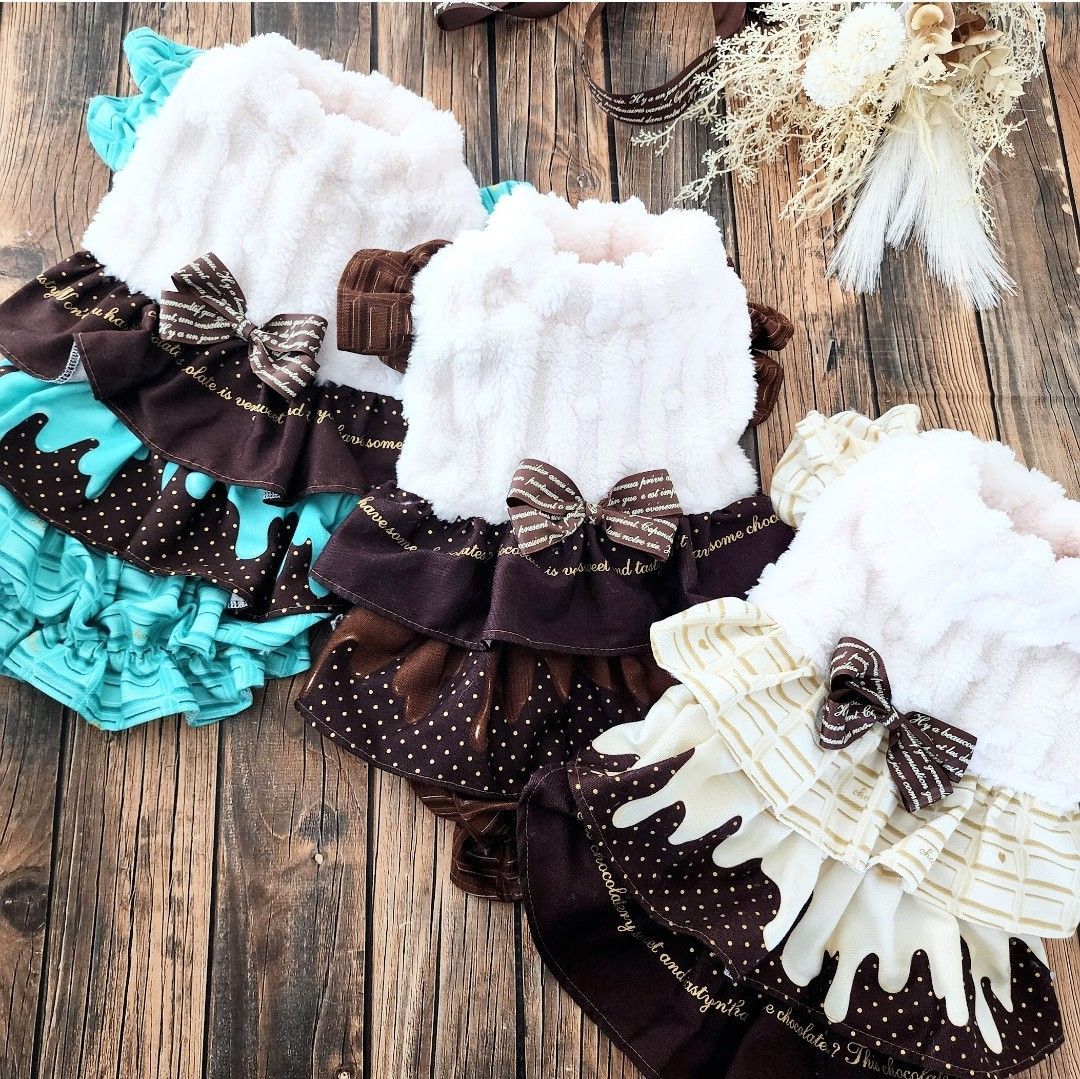 ハンドメイド犬服【あいちゃん】 あいちゃん様❤とろけるチョコレート❤ハンドメイド犬服 - メルカリ