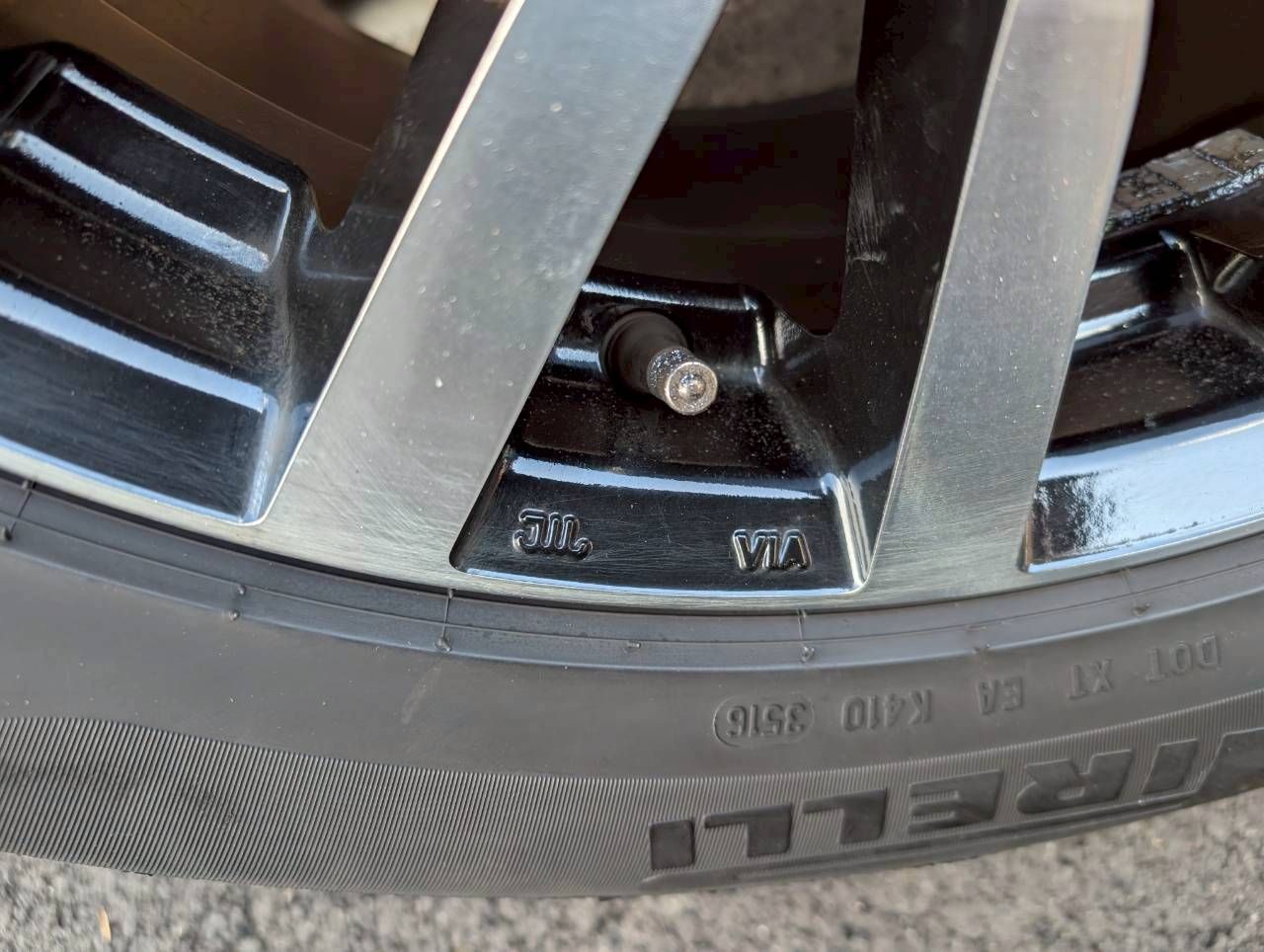 MAK アルミホイール スタッドレス 18インチ 255|45 R 18 275|45 4本セット 2601 O テスラ車 シートクーラー