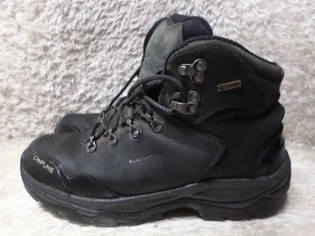 260 ブラックストーム シーグリ GORE-TEX ゴアテックス 登山靴 靴