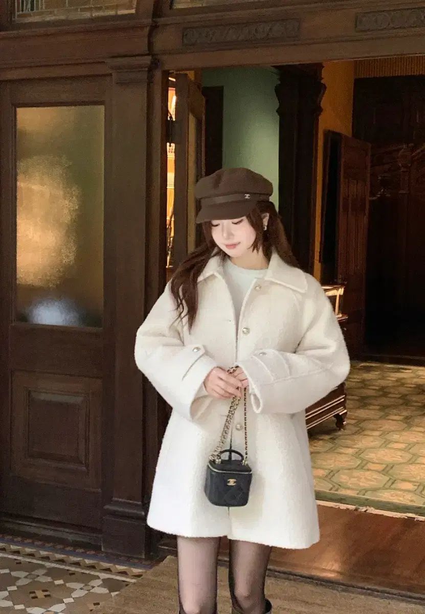 Madonna　マドンナ　Invisible　限定 2枚組 ピクチャー盤 CD マドンナ、名作『ベッドタイム・ストーリーズ』30周年記念2枚組