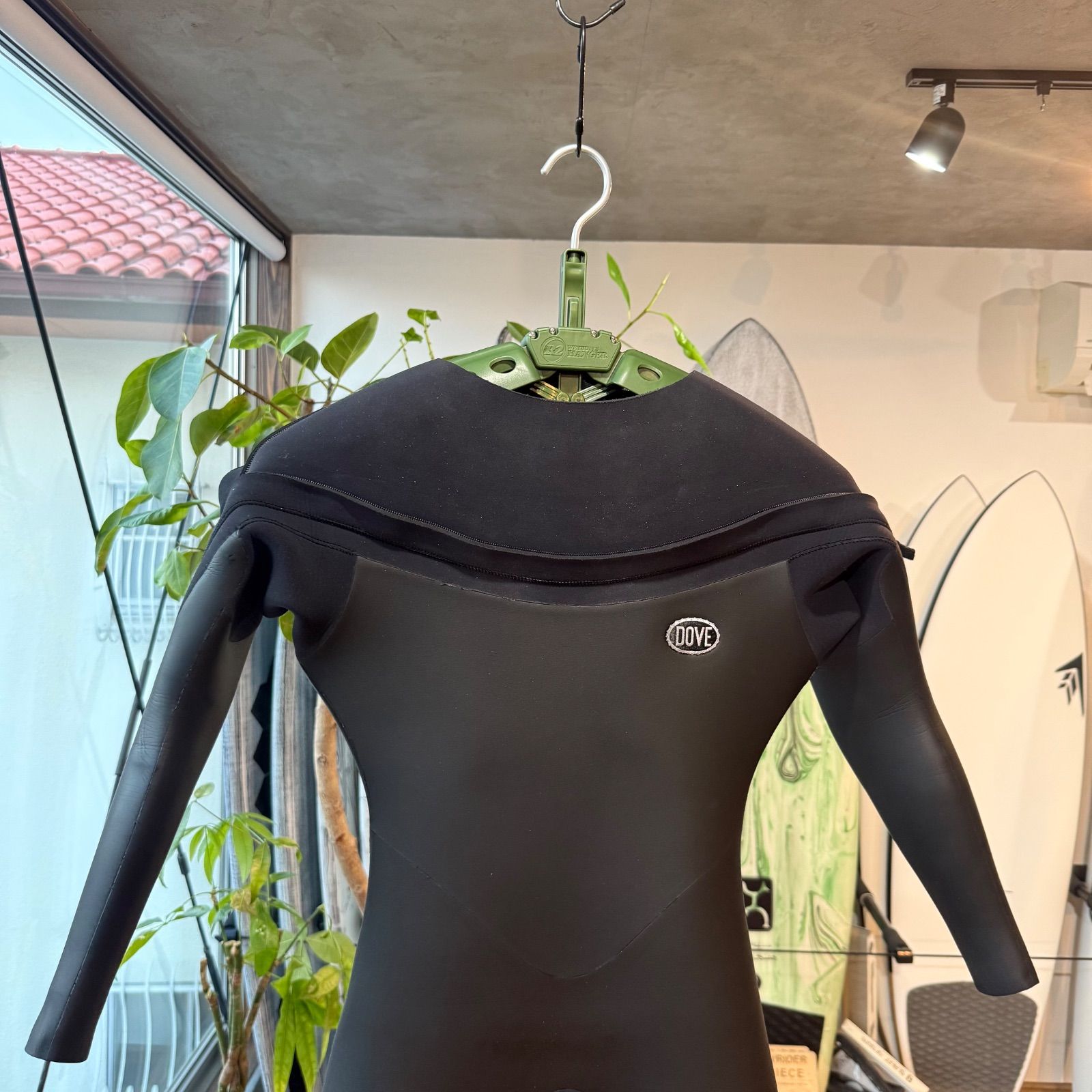 中古 ウエットスーツ セミドライ 5×3mm DOVE Classic チェストジップ