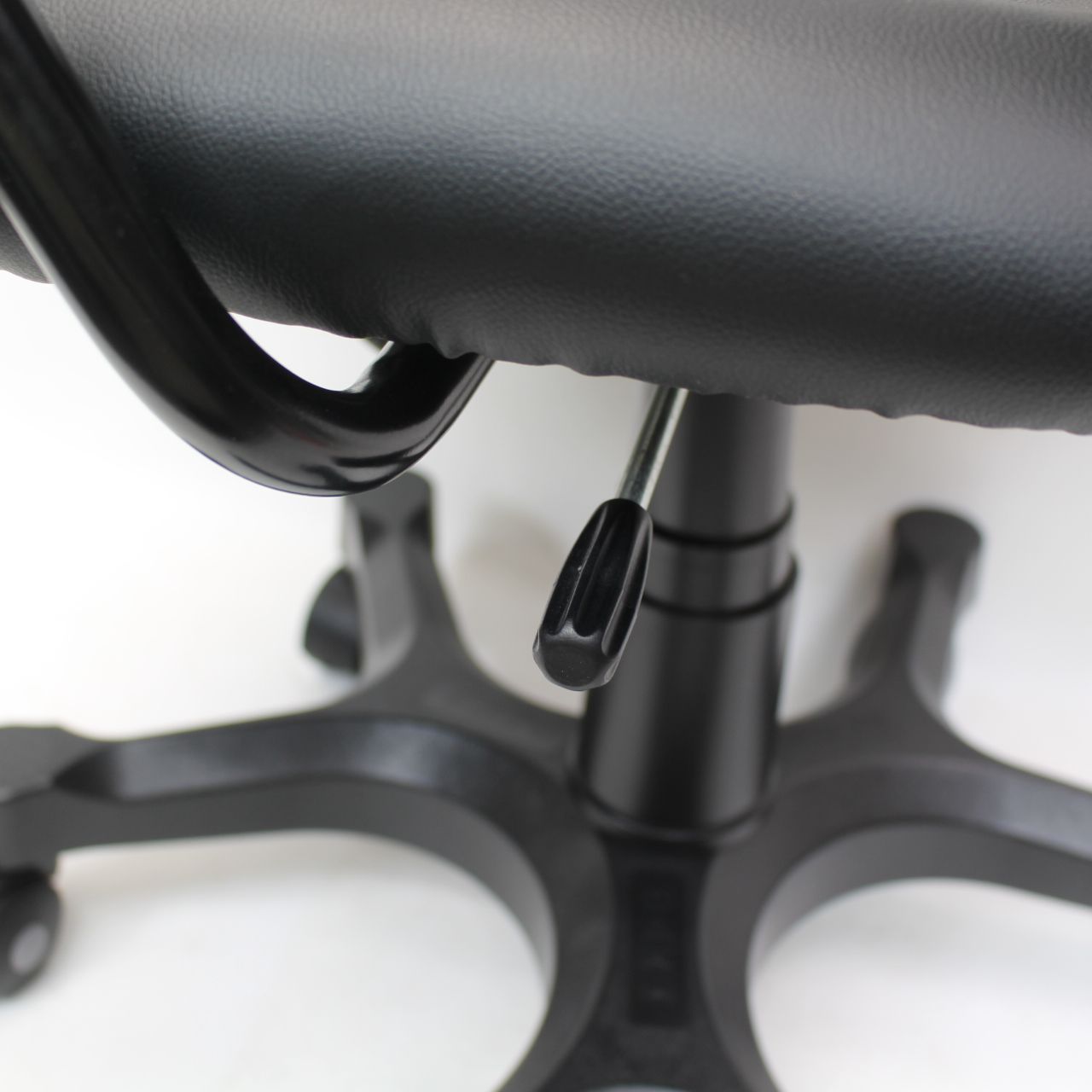 ブラック ニトリ