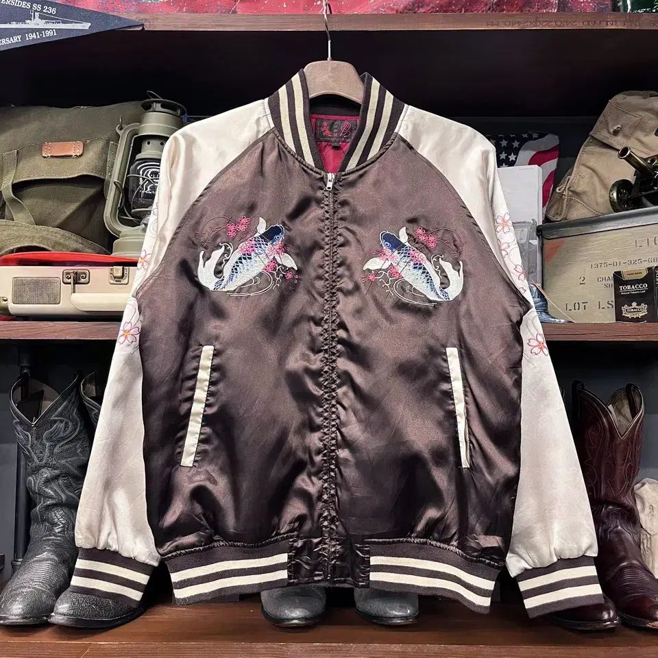 00 s JPN オリエンタル 鯉 刺繍 ヴィンテージ スタジャン Souvenir ジャケット N 428
