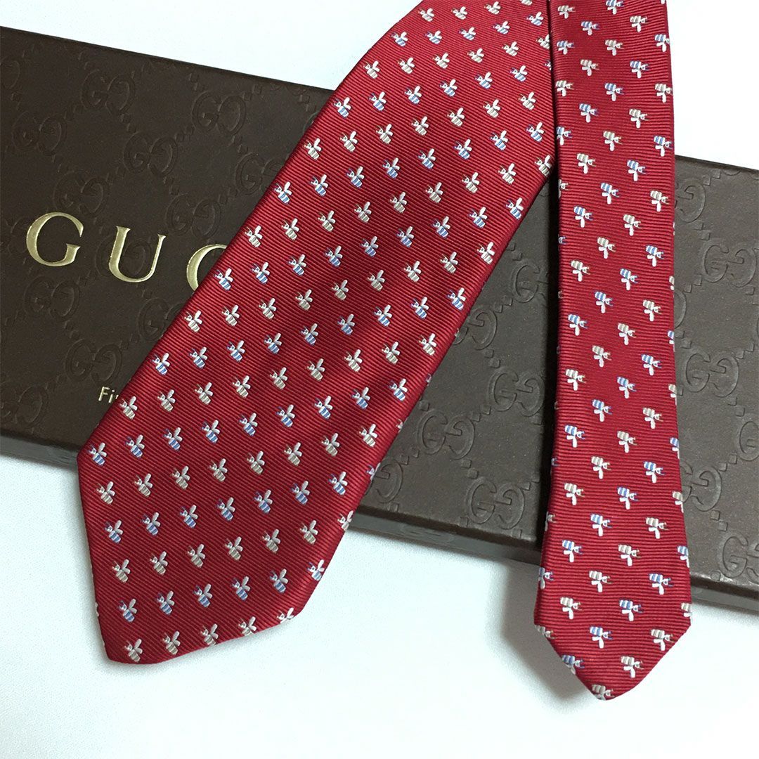 未使用級 グッチ GUCCI ネクタイ シルク100% レッド ハチ柄 2512-6