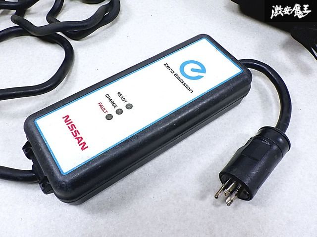 ☆実動外し☆ 日産 純正 ZE0 リーフ 充電ケーブル 収納ケース 収納