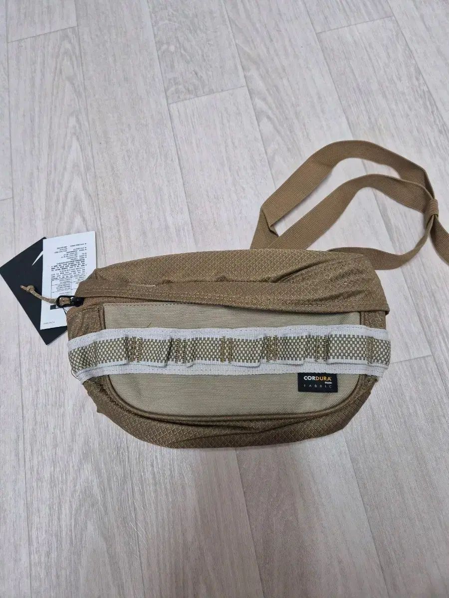 ナイキ ACG ウエスト クロスバッグ