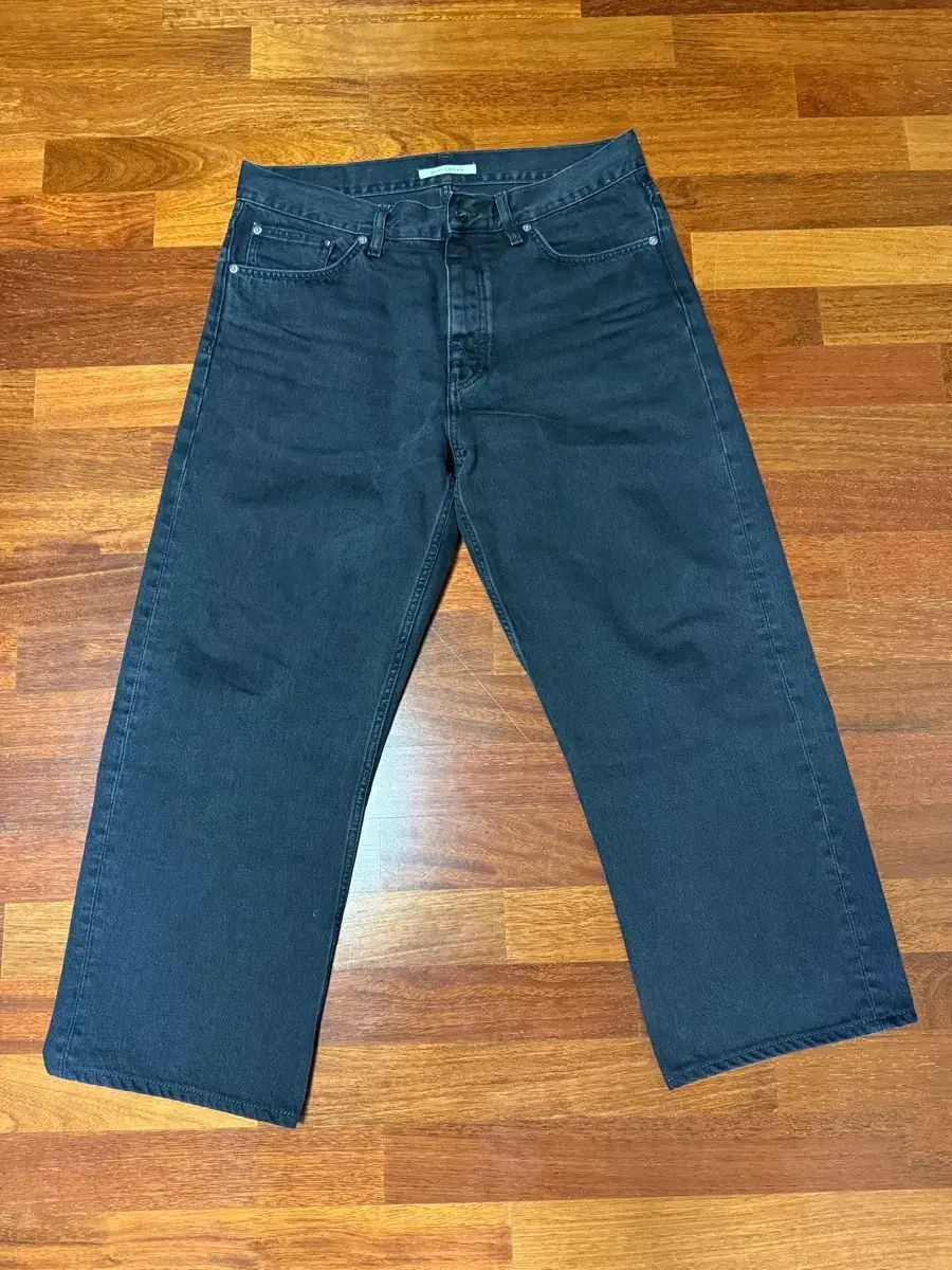 サンフラワー ルーズデニム ブラックウォッシュ