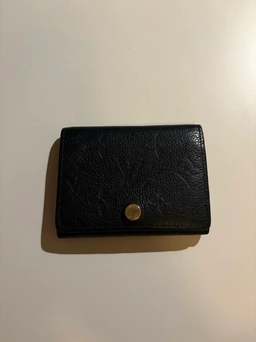 ルイヴィトン カードホルダー モノグラム エンボス ブラック