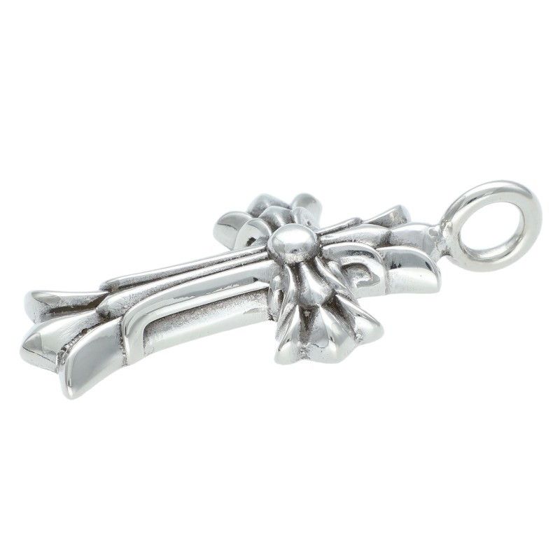 クロムハーツDBLCHCRSダブCHクロスチャーム ペンダントトップ シルバー クロムハーツDBLCHCRSダブCHクロスチャーム ペンダントトップ シルバー